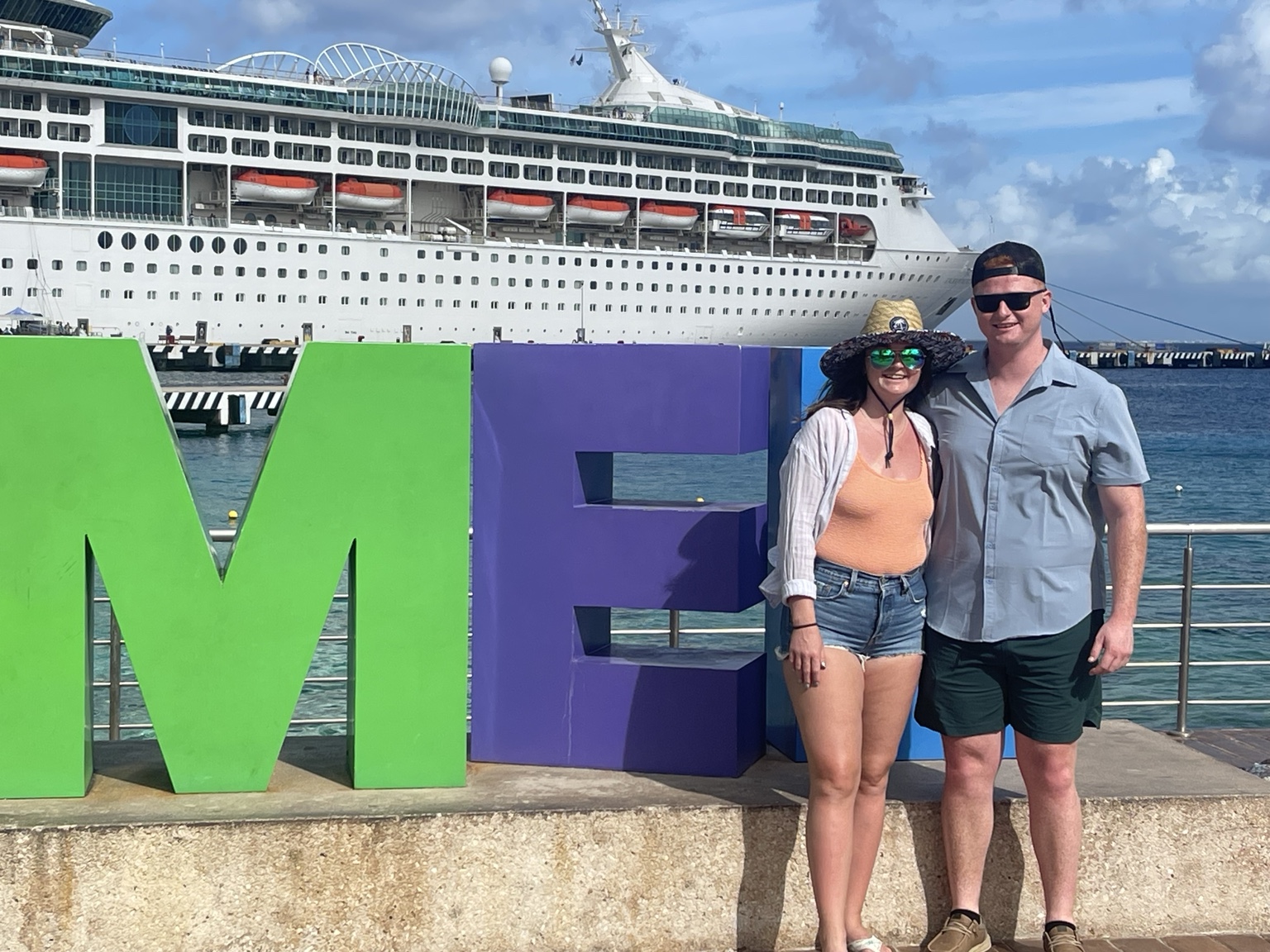 Peyton and his wife enjoying a cruise port together